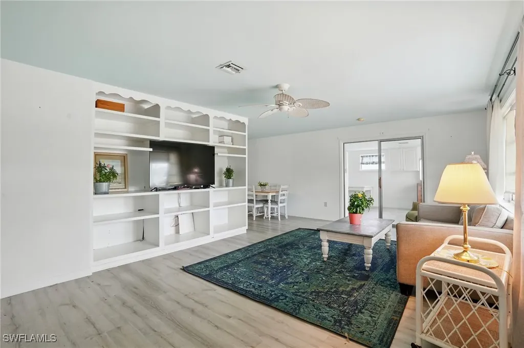 4011 Coconut Circle S Naples FL 34104