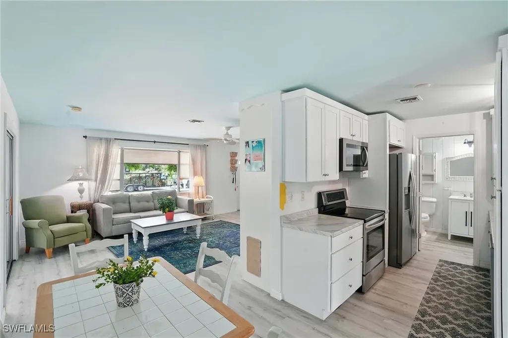 4011 Coconut Circle S Naples FL 34104