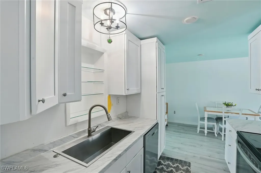 4011 Coconut Circle S Naples FL 34104