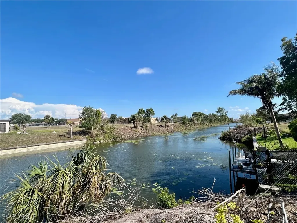 1815 NE 10th Avenue Cape Coral FL 33909
