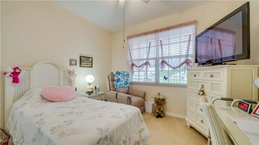 1133 Van Loon Commons Circle Cape Coral FL 33909