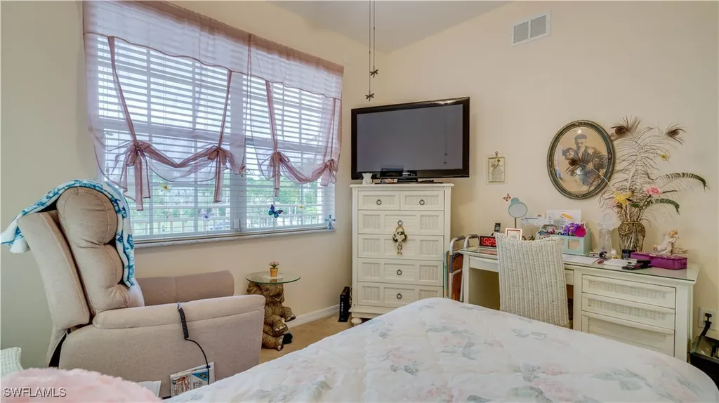 1133 Van Loon Commons Circle Cape Coral FL 33909