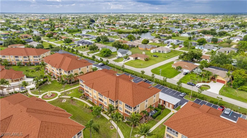 1133 Van Loon Commons Circle Cape Coral FL 33909