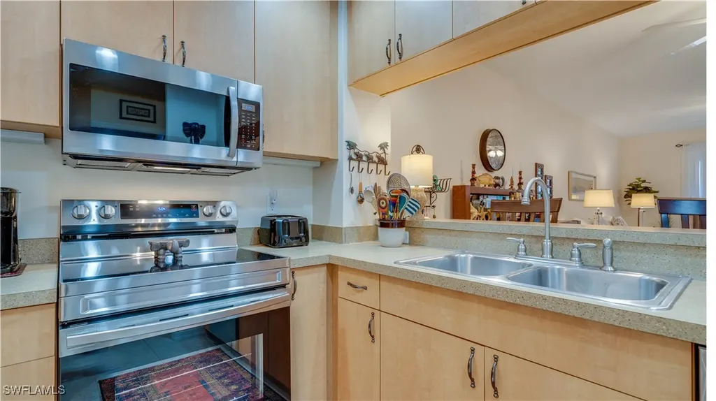 1133 Van Loon Commons Circle Cape Coral FL 33909