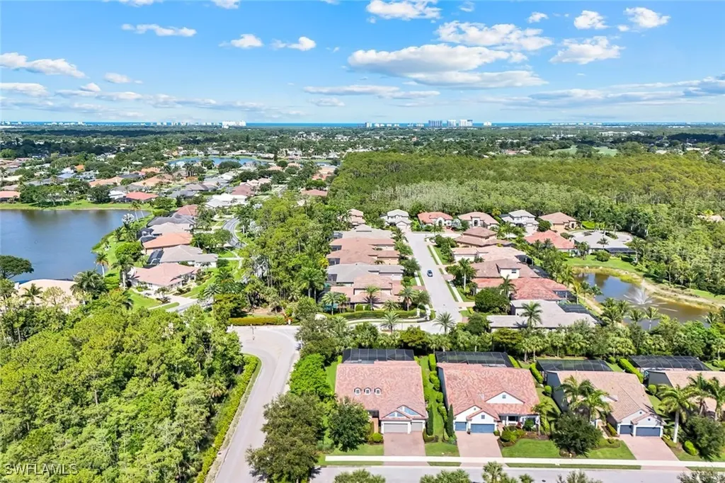 16273 Camden Lakes Circle Naples FL 34110