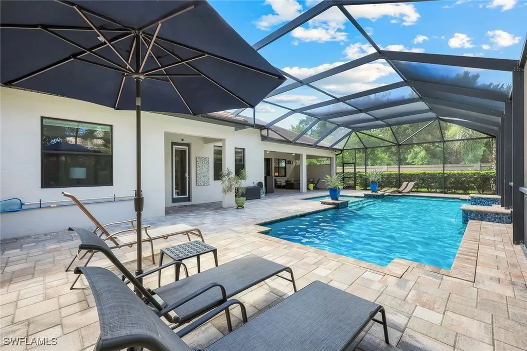 16273 Camden Lakes Circle Naples FL 34110