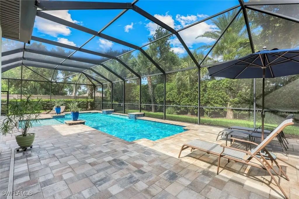 16273 Camden Lakes Circle Naples FL 34110