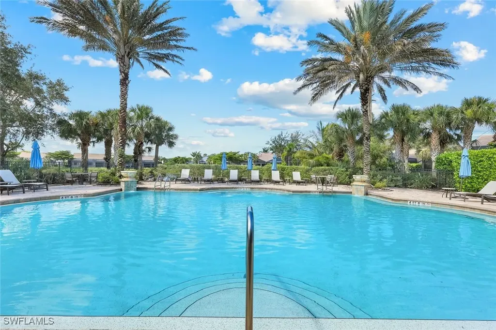16273 Camden Lakes Circle Naples FL 34110