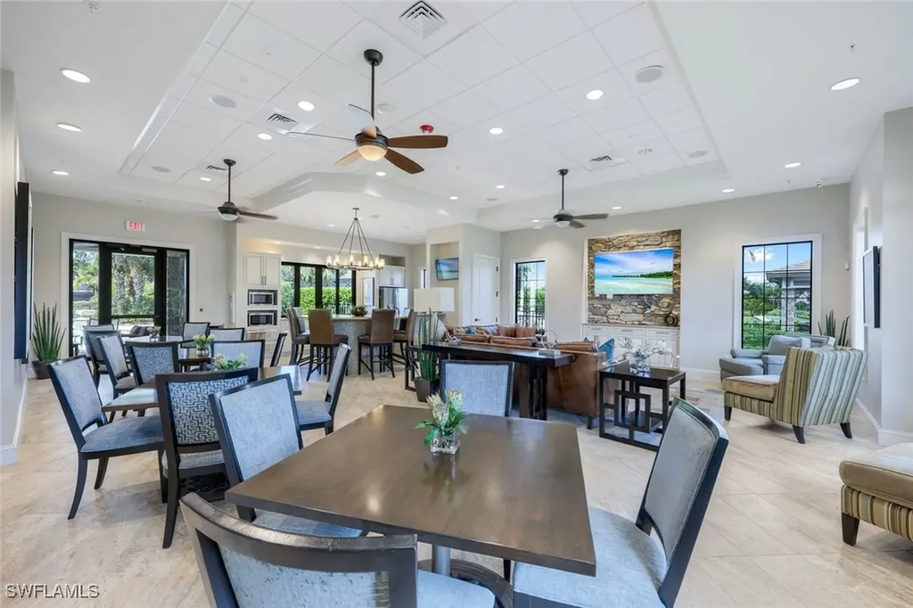 16273 Camden Lakes Circle Naples FL 34110