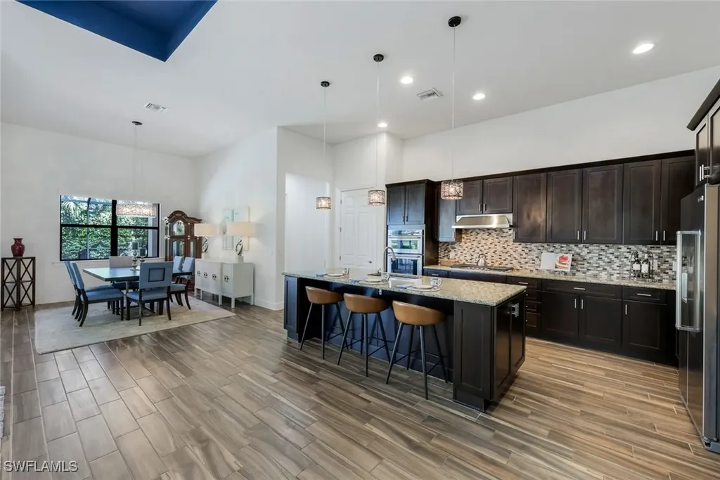 16273 Camden Lakes Circle Naples FL 34110