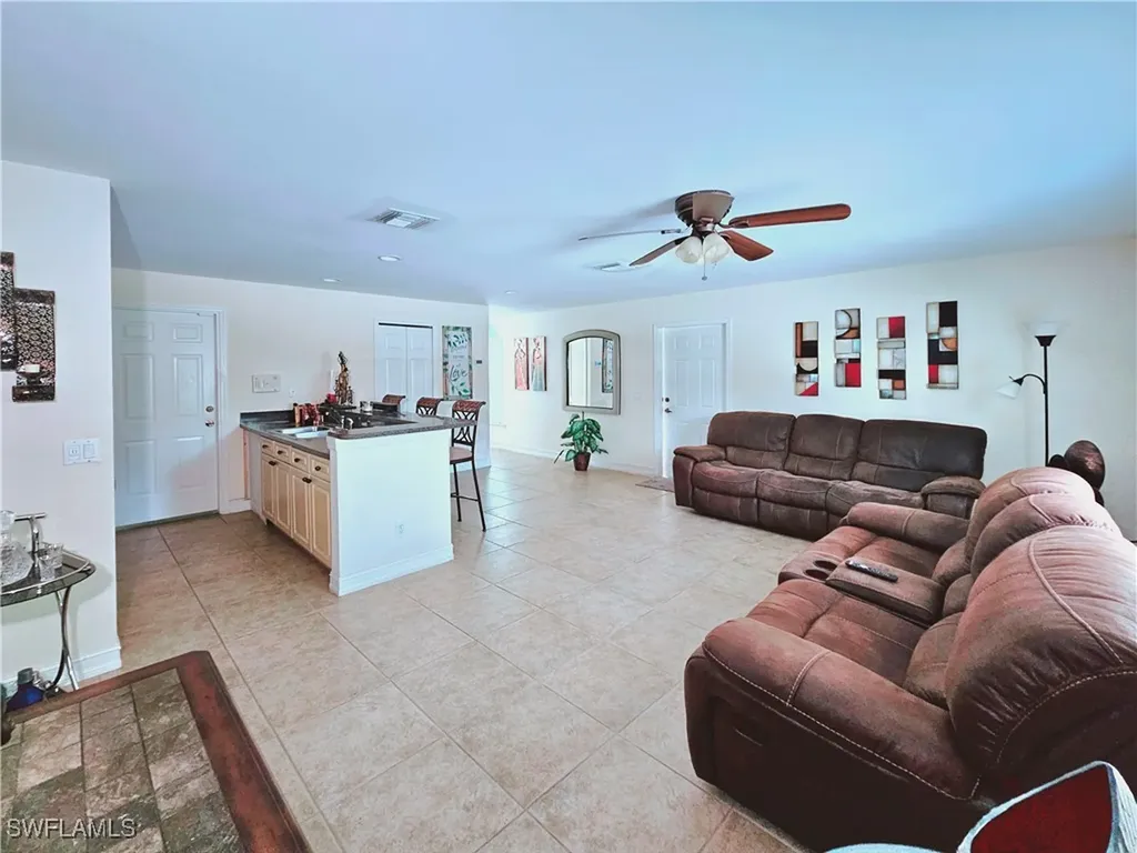 2640 4th Avenue NE Naples FL 34120