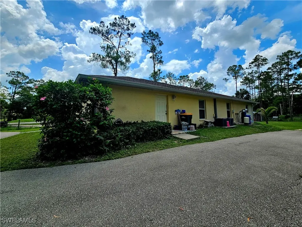 2640 4th Avenue NE Naples FL 34120