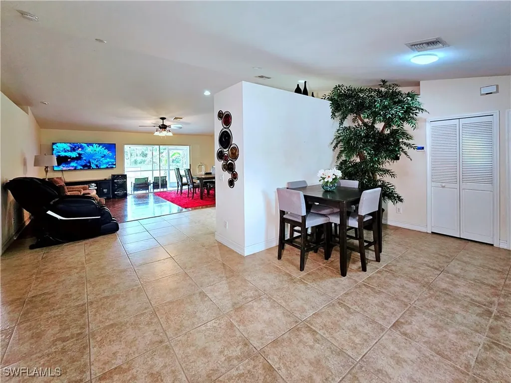 2640 4th Avenue NE Naples FL 34120