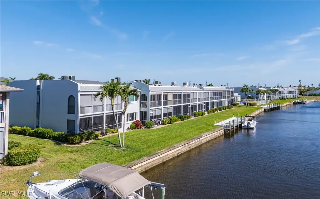 4549 SE 5th Place Cape Coral FL 33904