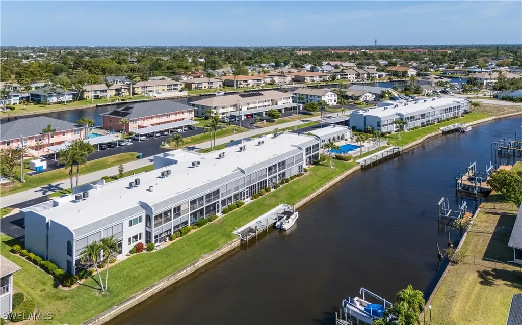 4549 SE 5th Place Cape Coral FL 33904