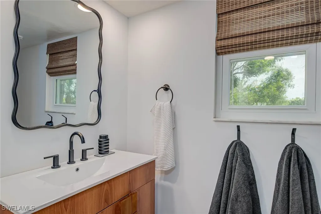 2042 Wild Lime Drive Sanibel FL 33957