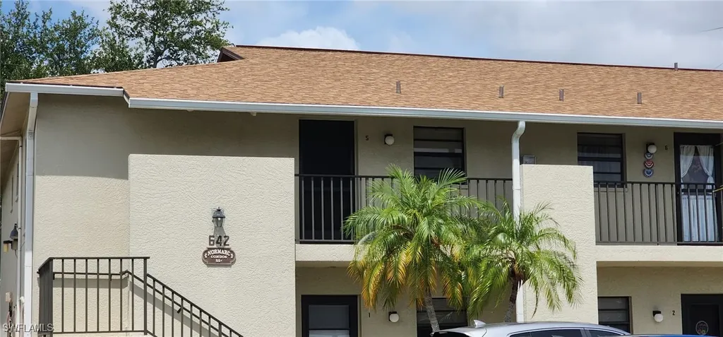 642 SE 13th Place Cape Coral FL 33990