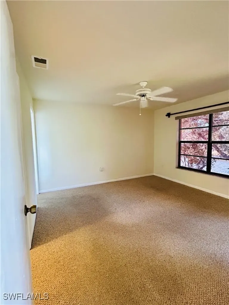 642 SE 13th Place Cape Coral FL 33990