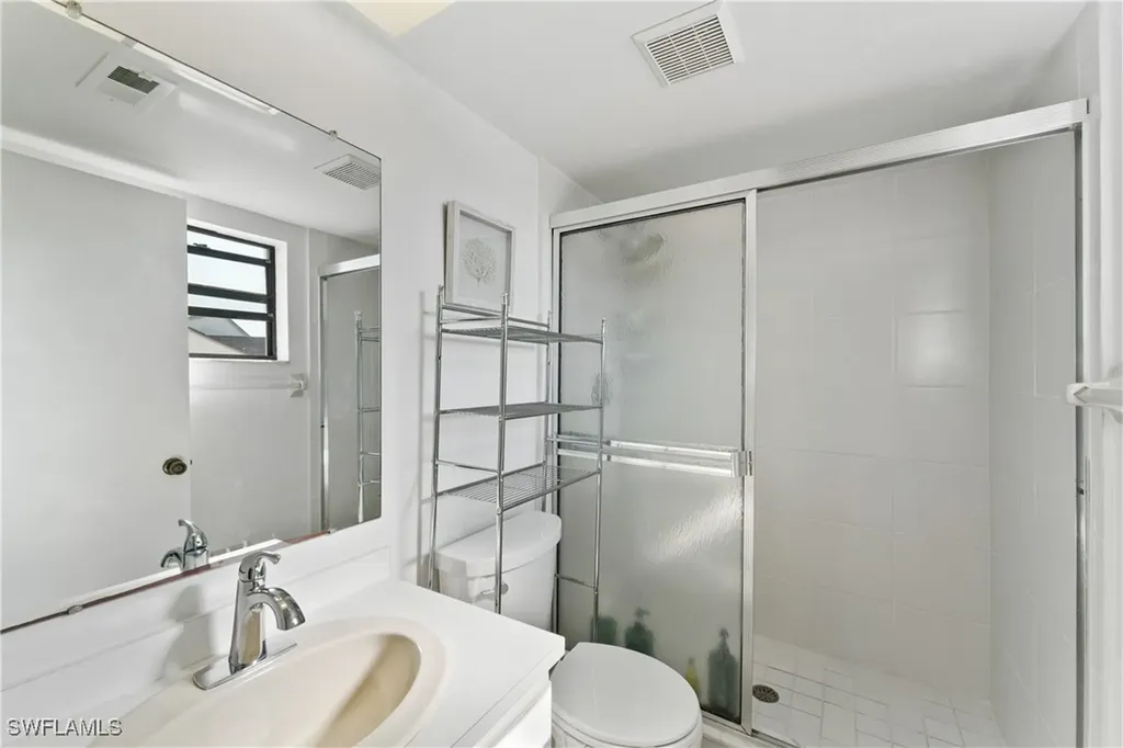 642 SE 13th Place Cape Coral FL 33990