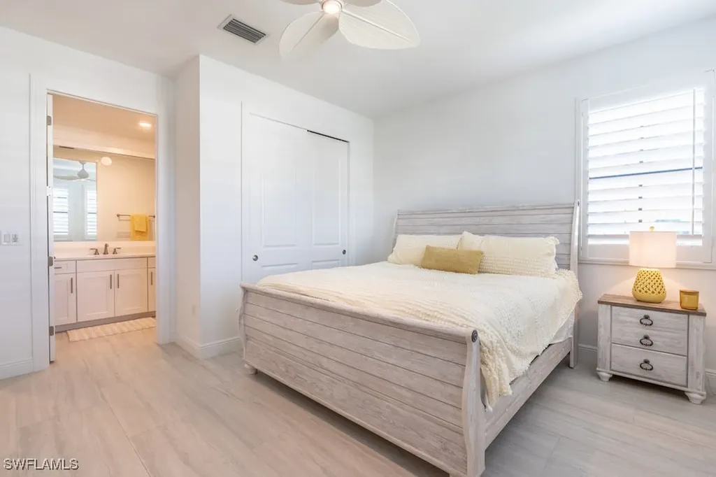 16364 Viansa Way Naples FL 34110