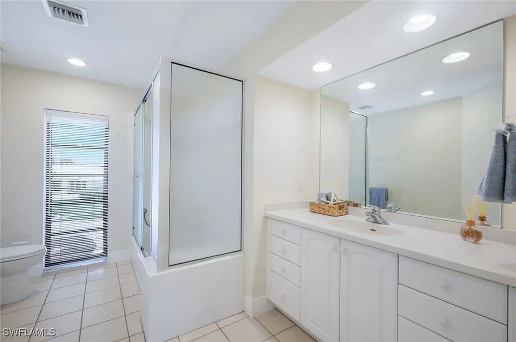 1043 Blue Heron Drive Sanibel FL 33957