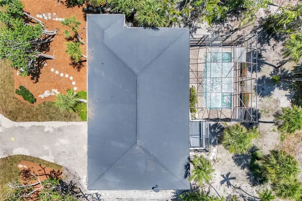1043 Blue Heron Drive Sanibel FL 33957