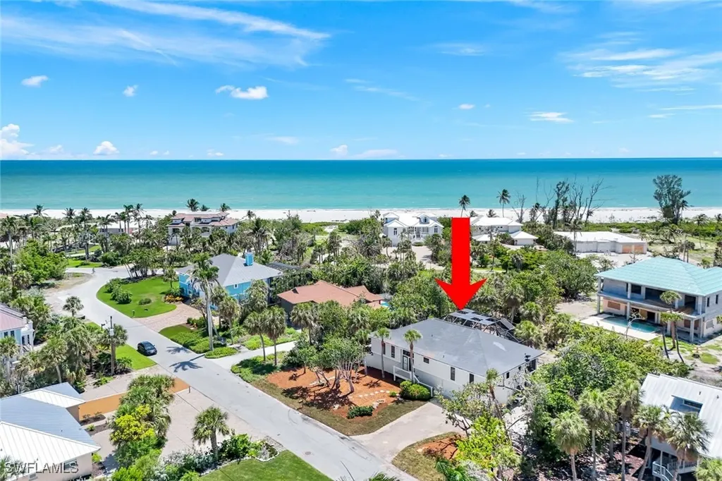 1043 Blue Heron Drive Sanibel FL 33957