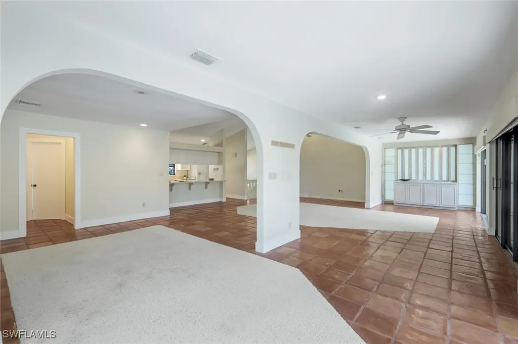 1043 Blue Heron Drive Sanibel FL 33957
