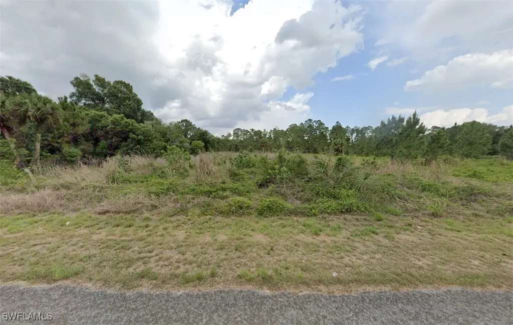 814 Fitch Avenue Lehigh Acres FL 33972