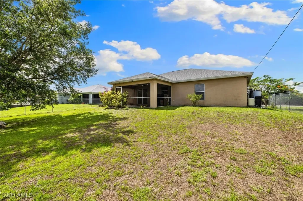 3206 8th Street SW Lehigh Acres FL 33976