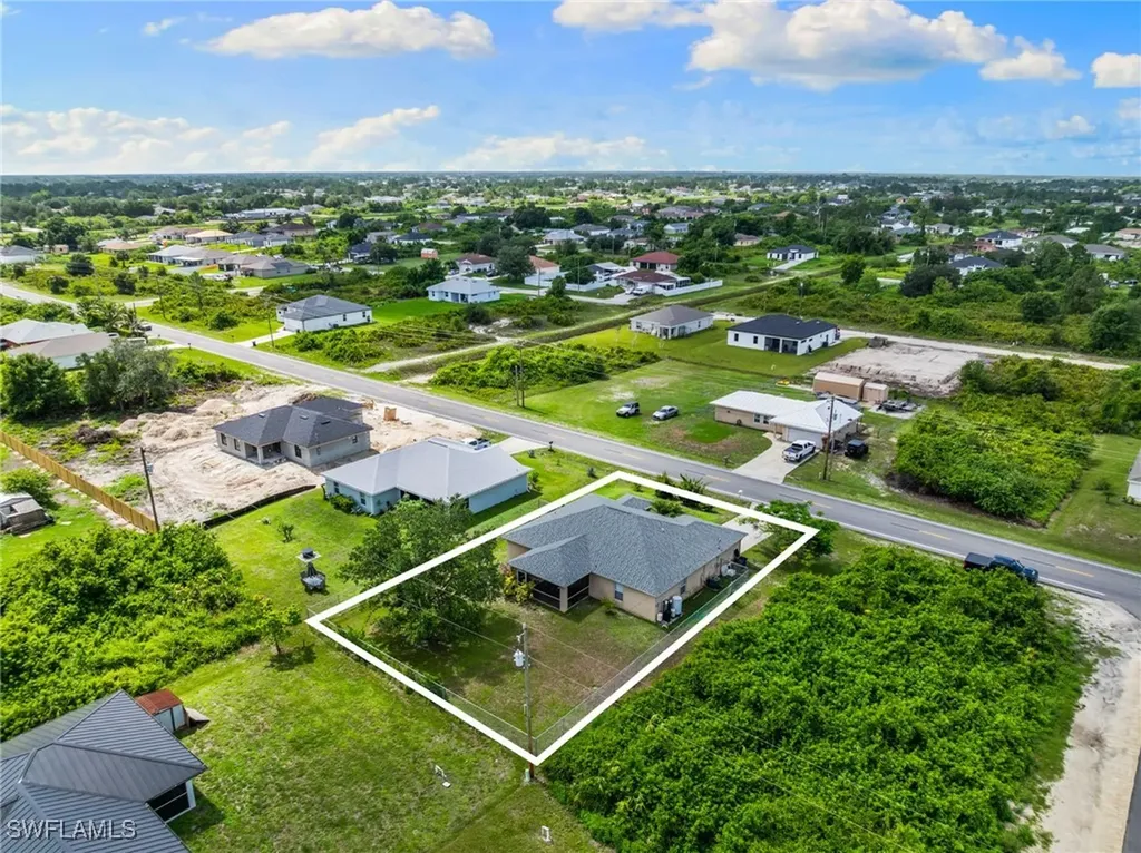 3206 8th Street SW Lehigh Acres FL 33976