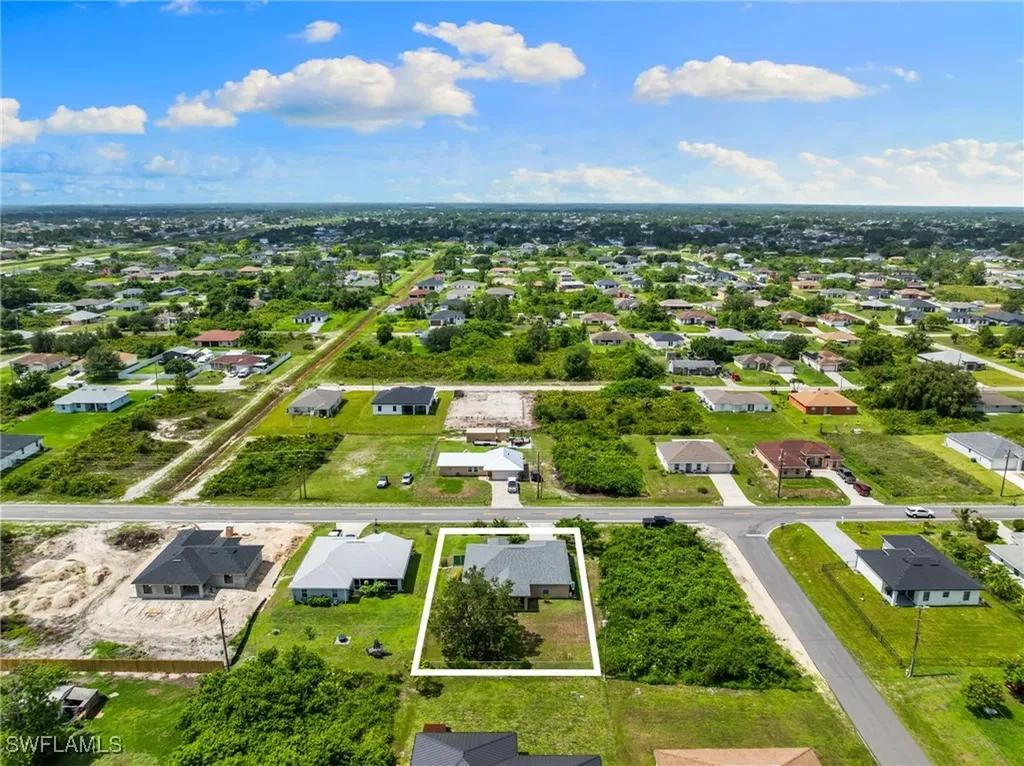 3206 8th Street SW Lehigh Acres FL 33976