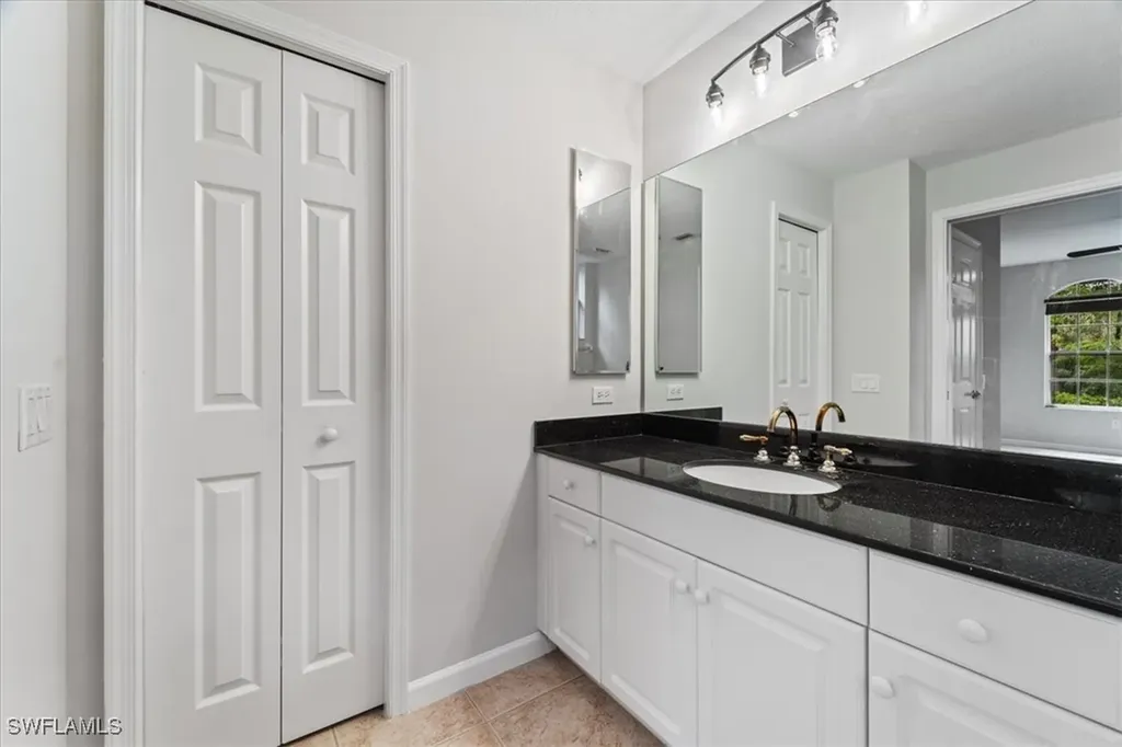 10044 Heather Lane Naples FL 34119