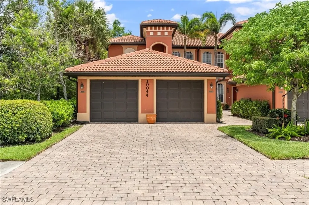 10044 Heather Lane Naples FL 34119