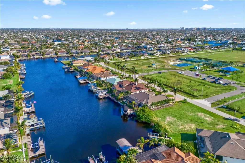 2719 SW 43rd Terrace Cape Coral FL 33914