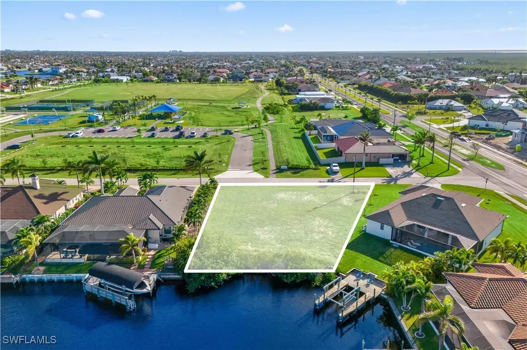 2719 SW 43rd Terrace Cape Coral FL 33914