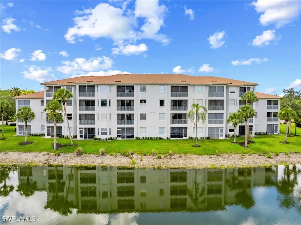 7625 Arbor Lakes Court Naples FL 34112