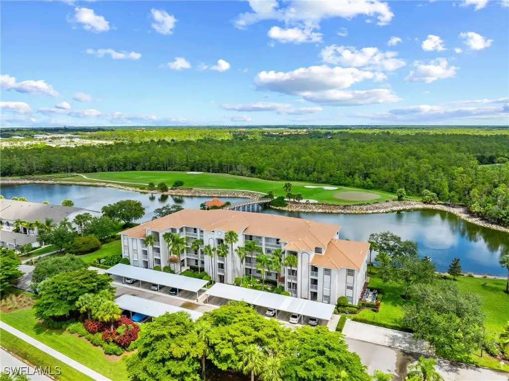 7625 Arbor Lakes Court Naples FL 34112