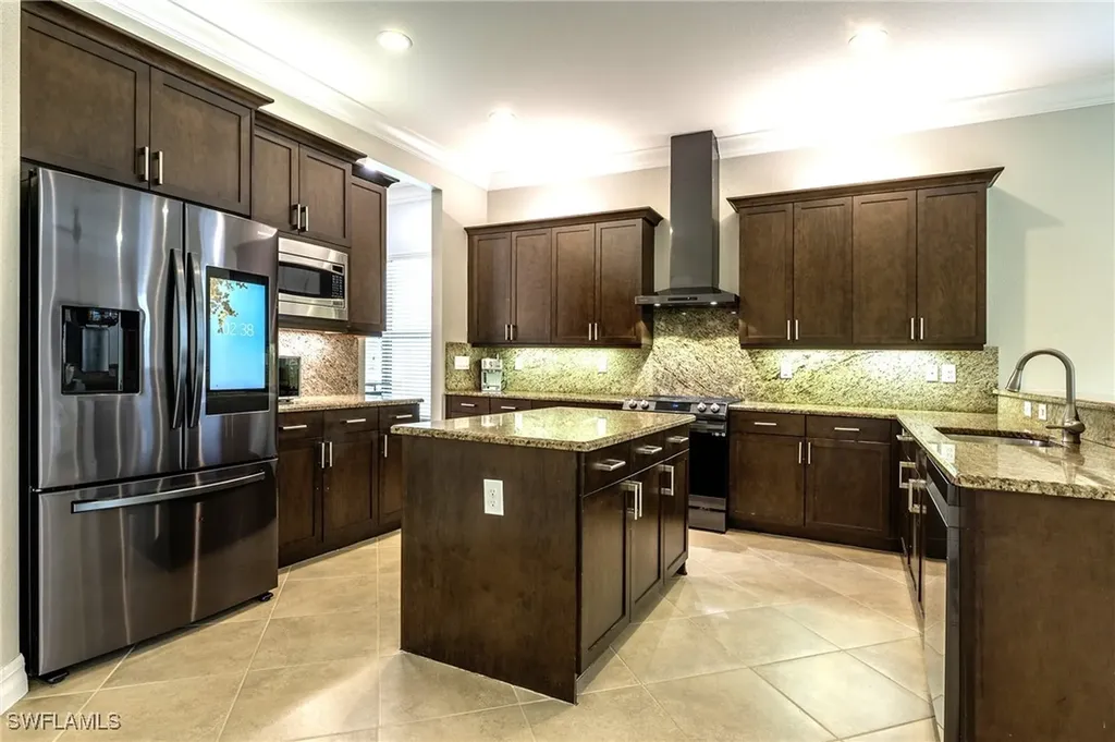 3876 Gibralter Drive Naples FL 34119