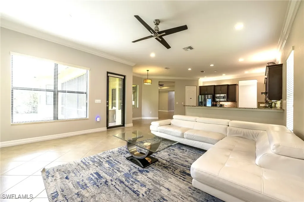 3876 Gibralter Drive Naples FL 34119