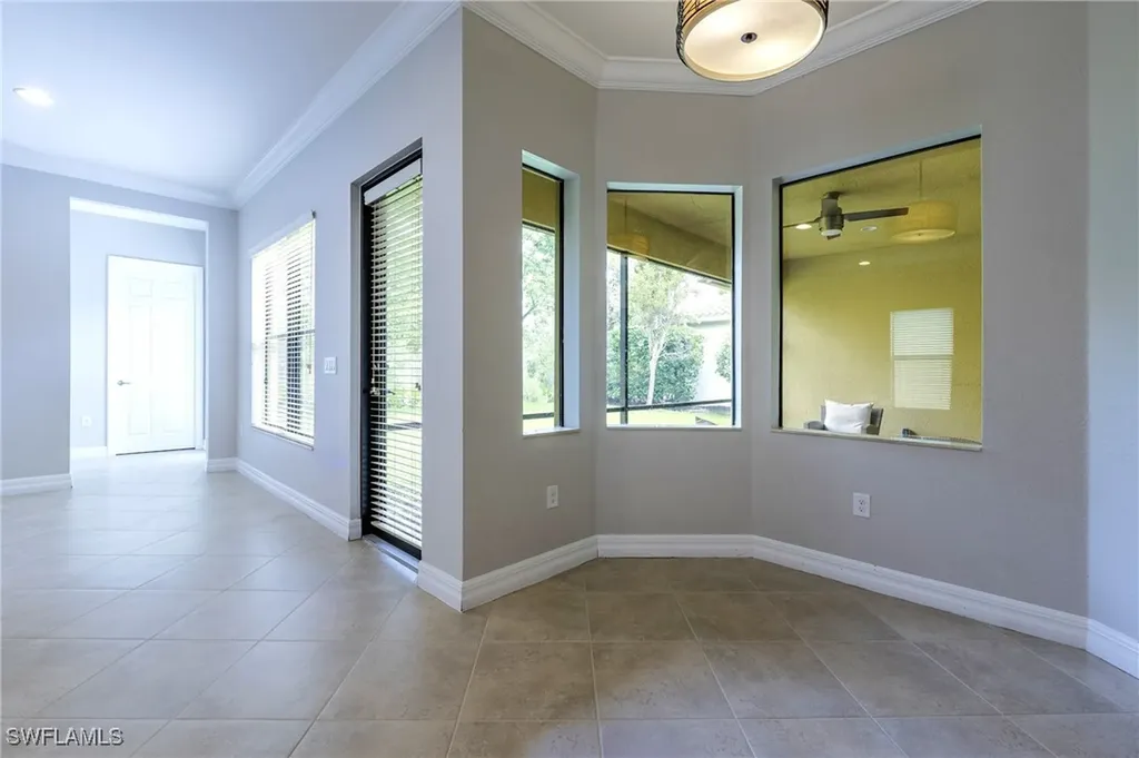3876 Gibralter Drive Naples FL 34119