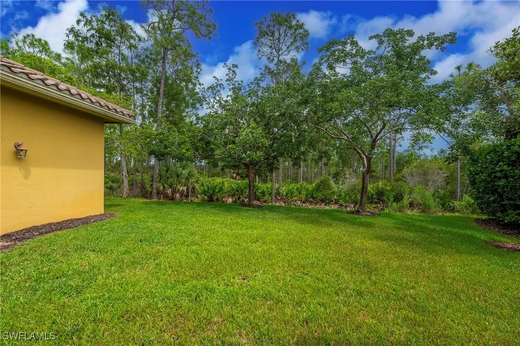 3876 Gibralter Drive Naples FL 34119