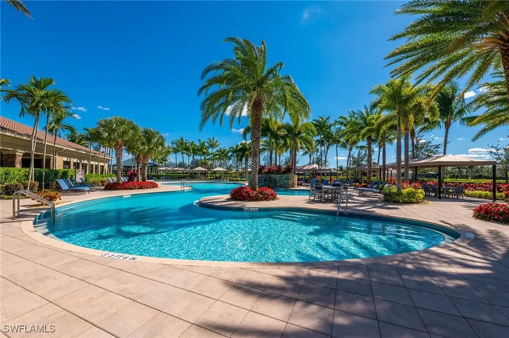 3876 Gibralter Drive Naples FL 34119