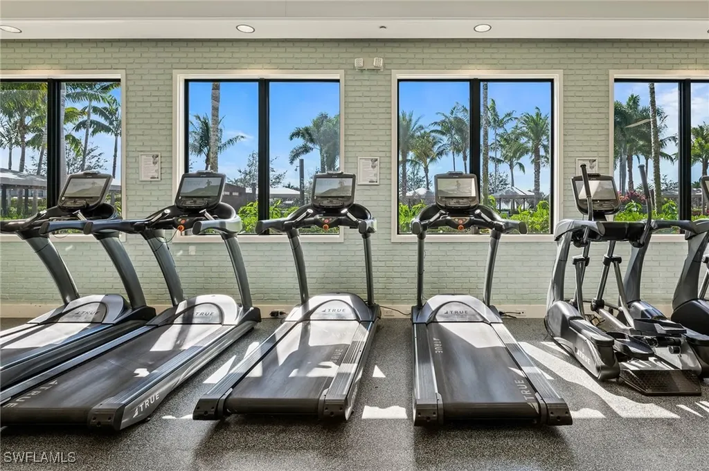 3876 Gibralter Drive Naples FL 34119