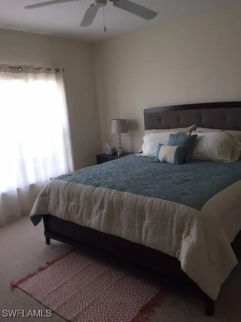 3025 Driftwood Way Naples FL 34109