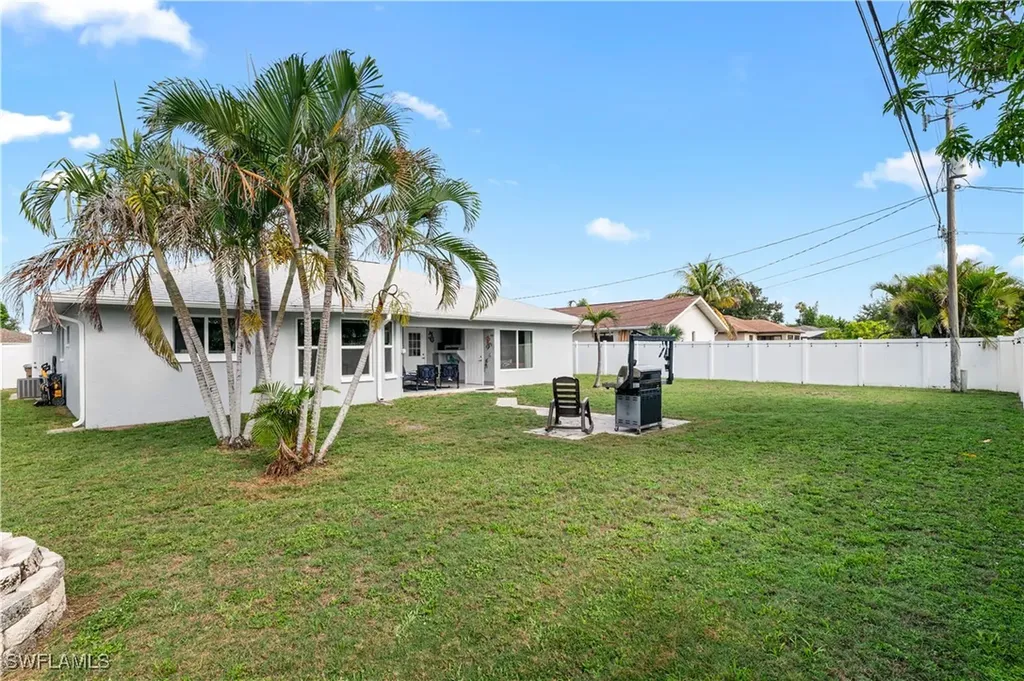 109 NE 10th Avenue Cape Coral FL 33909