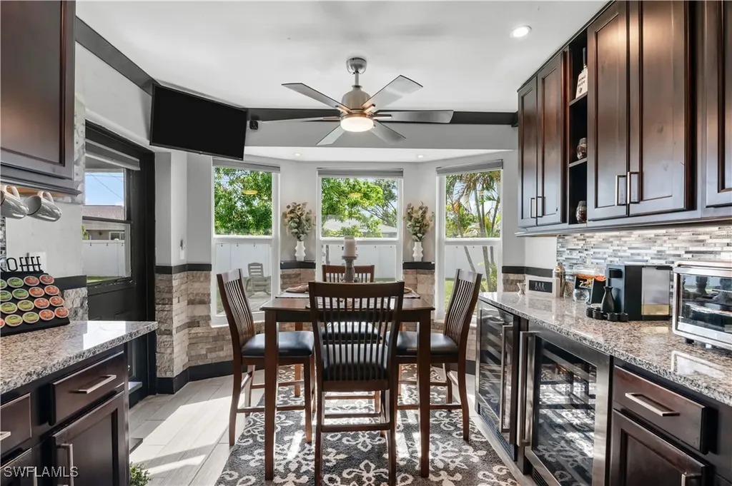 109 NE 10th Avenue Cape Coral FL 33909