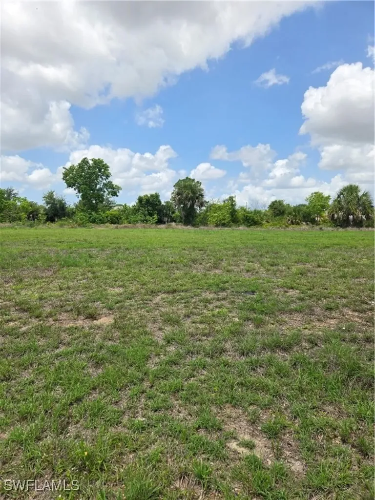 2312 NE 19th Place Cape Coral FL 33909