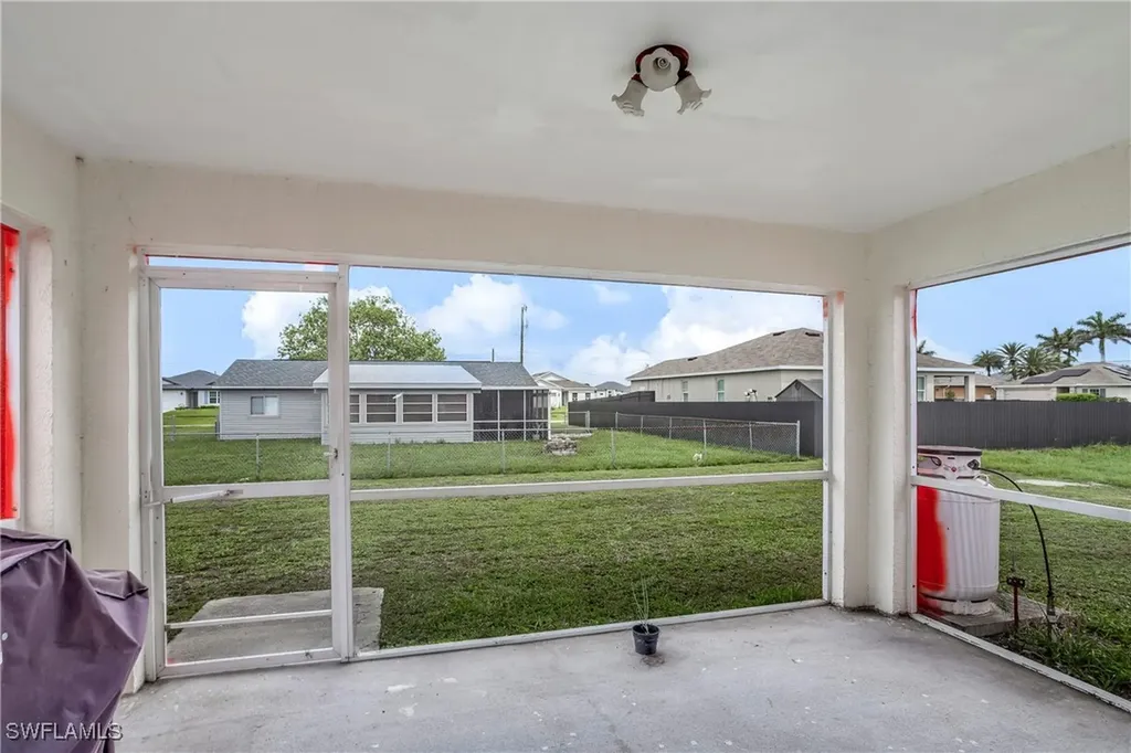 1228 NW 14th Place Cape Coral FL 33993