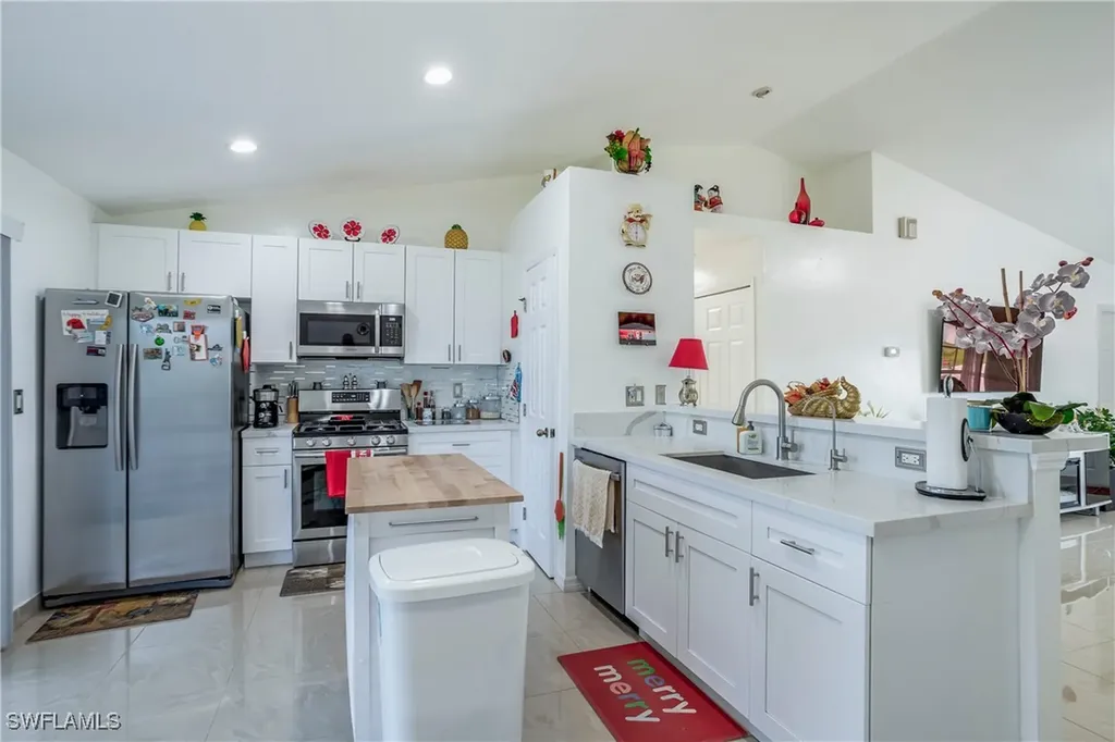 1228 NW 14th Place Cape Coral FL 33993